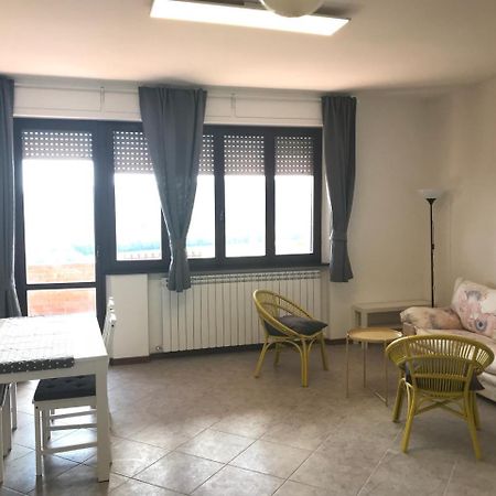 Appartamento Oscar Tuoro sul Trasimeno Bagian luar foto