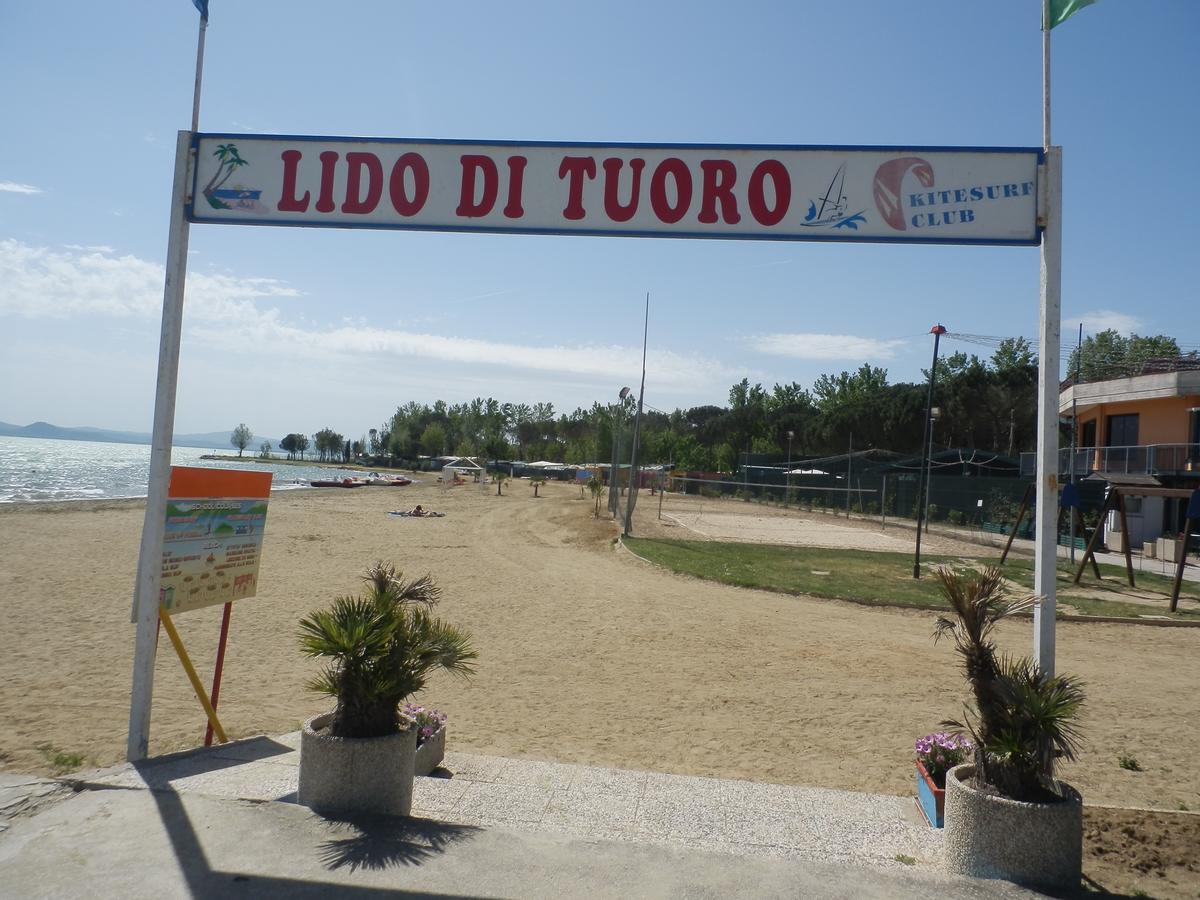 Appartamento Oscar Tuoro sul Trasimeno Bagian luar foto